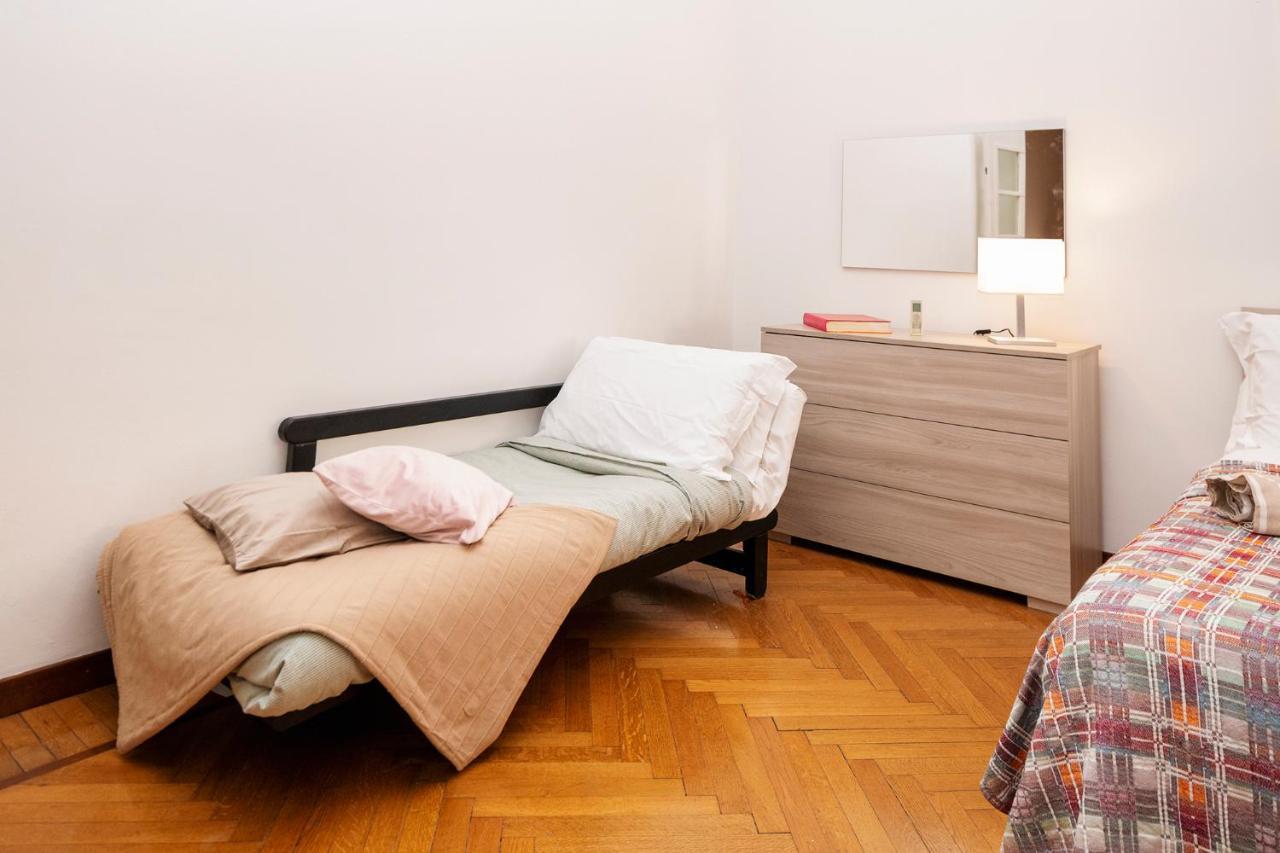 Central Apartment Milan Luaran gambar