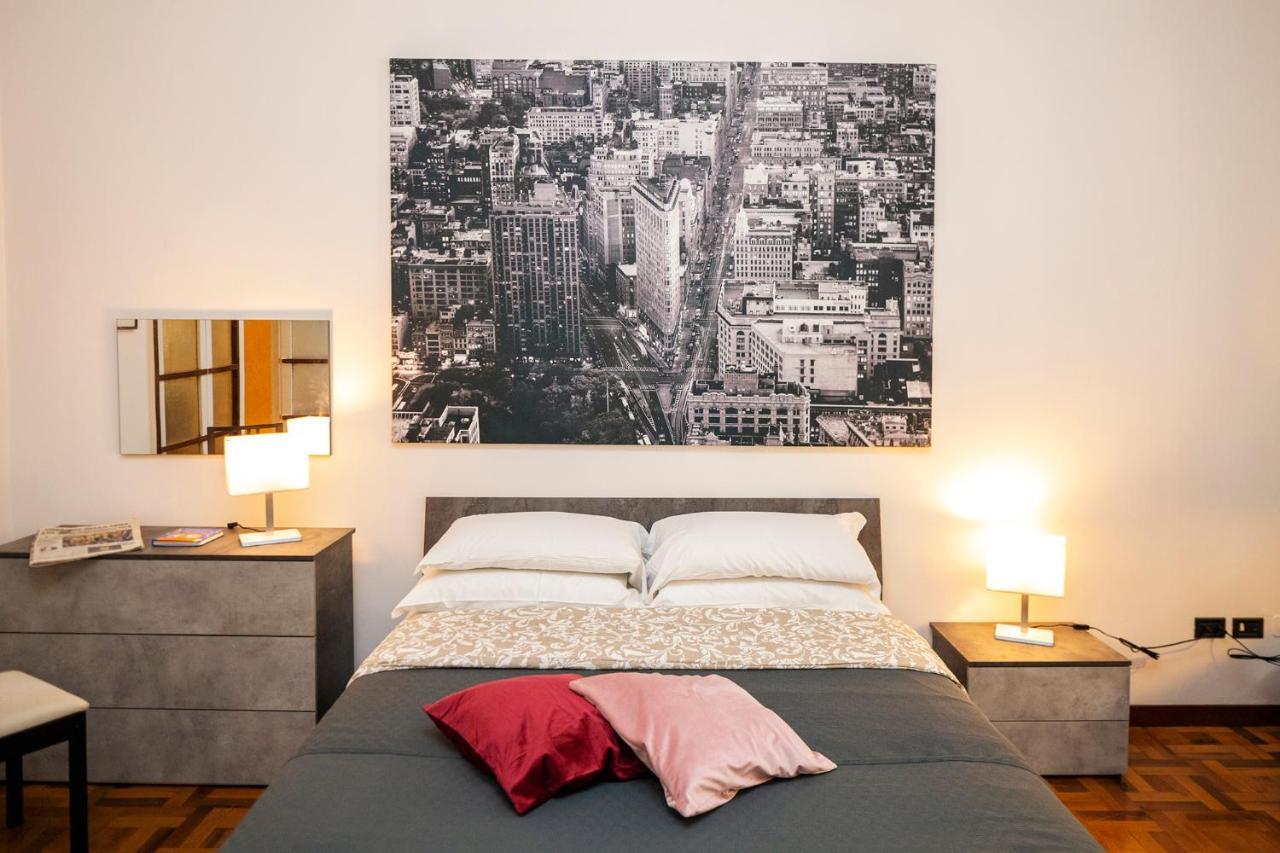 Central Apartment Milan Luaran gambar