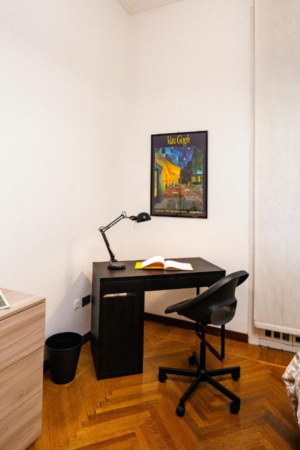 Central Apartment Milan Luaran gambar