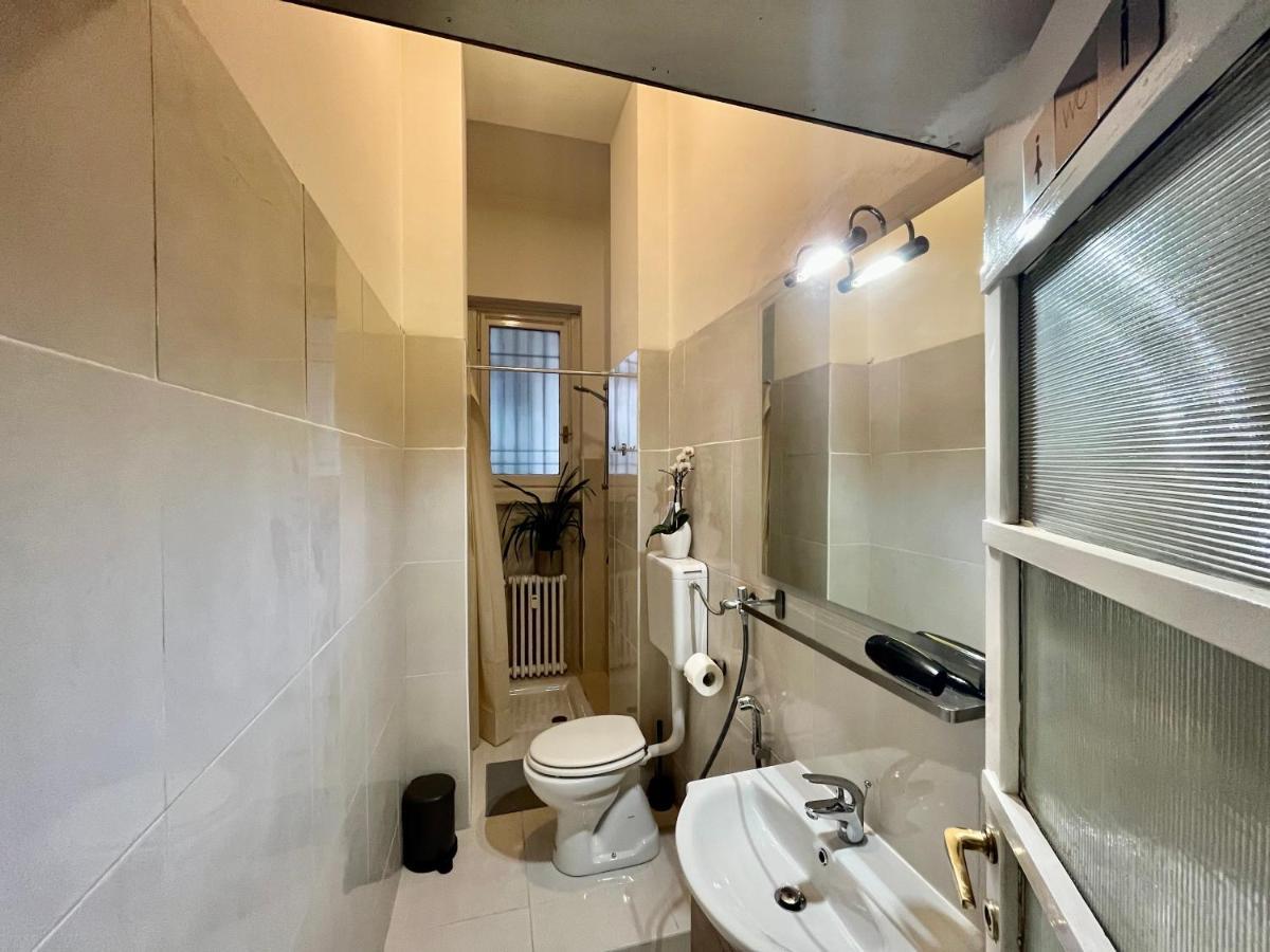Central Apartment Milan Luaran gambar